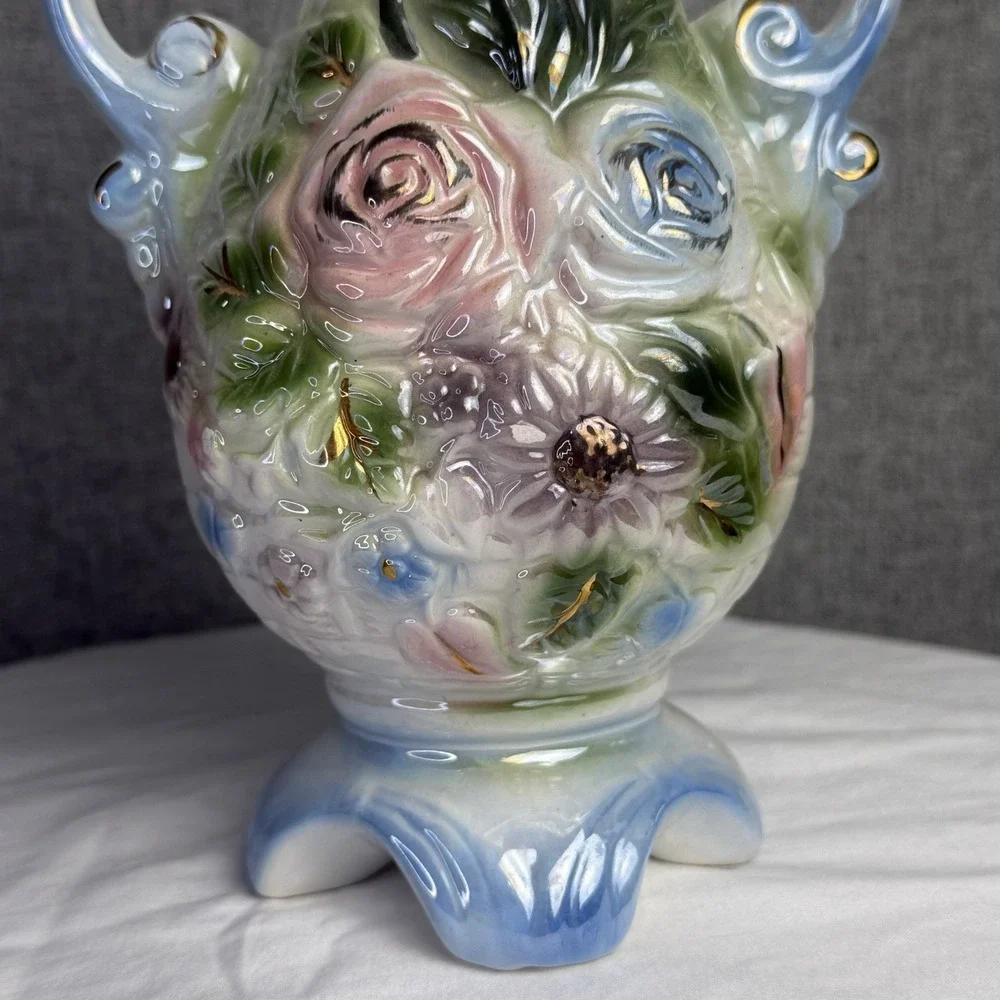 Vintage‎ Iridescent Hollywood Rococo Ceramic Dual Handle Floral Blue Pink Vase